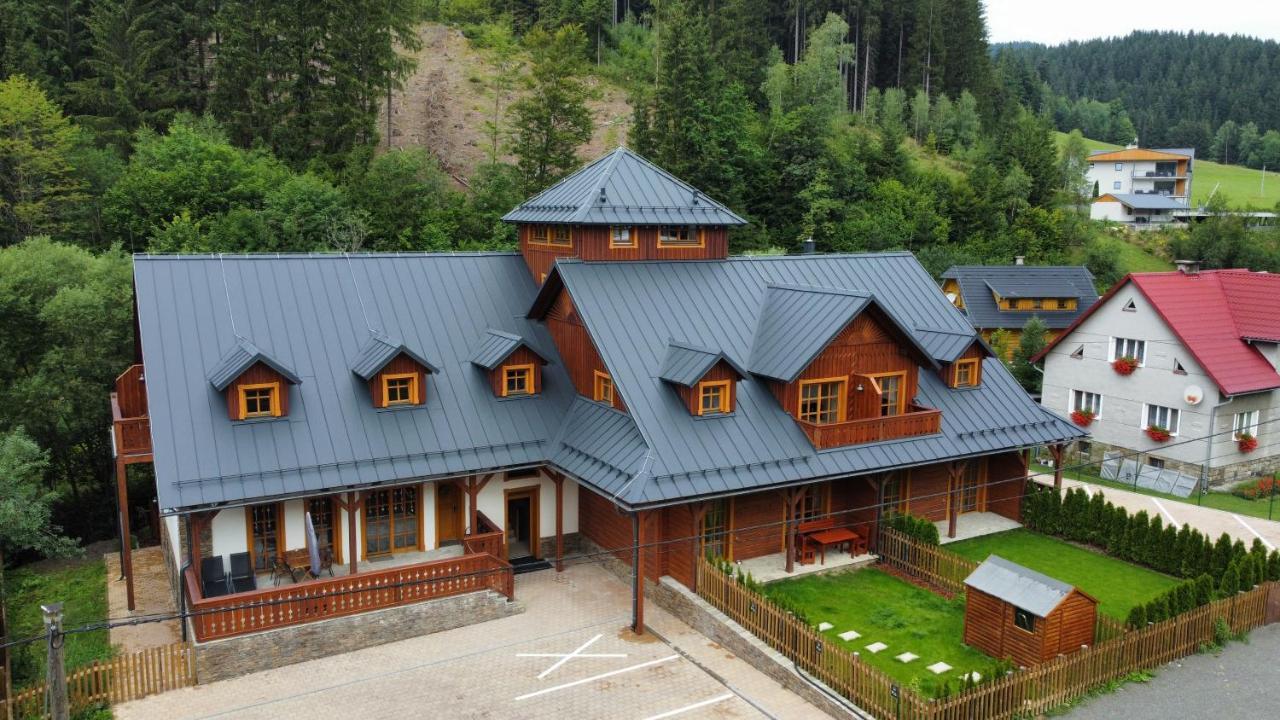 Apartmany Jezerne Velké Karlovice 外观 照片