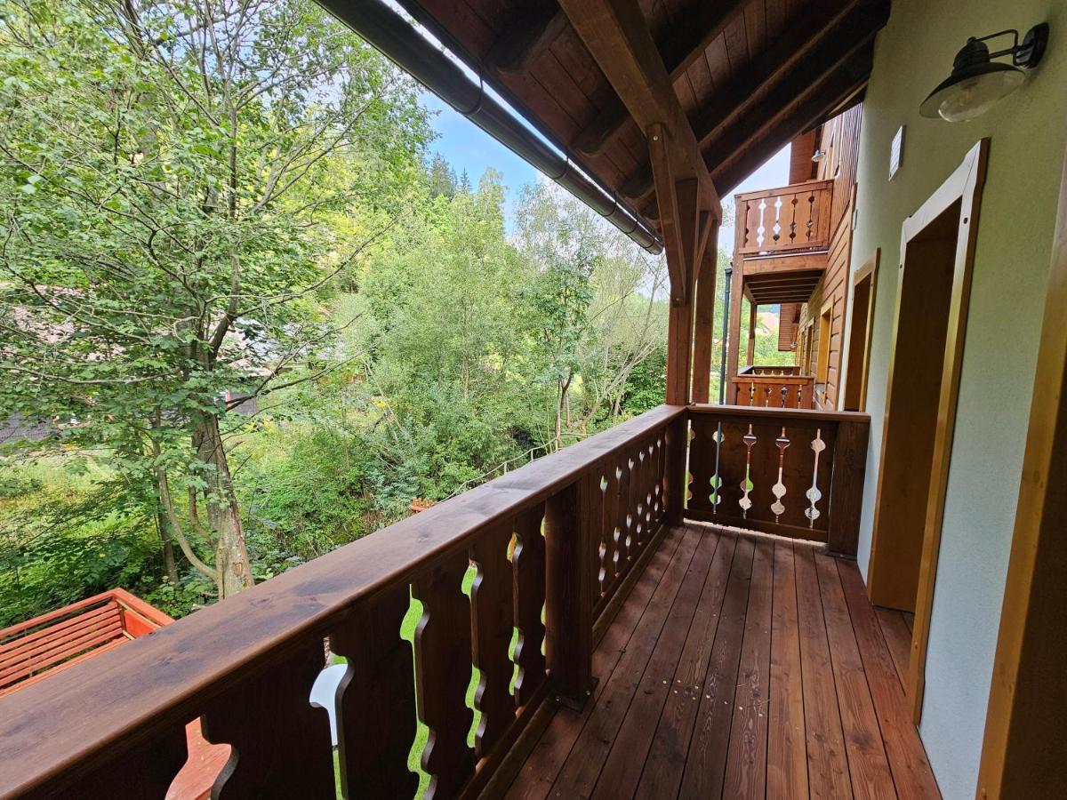 Apartmany Jezerne Velké Karlovice 外观 照片