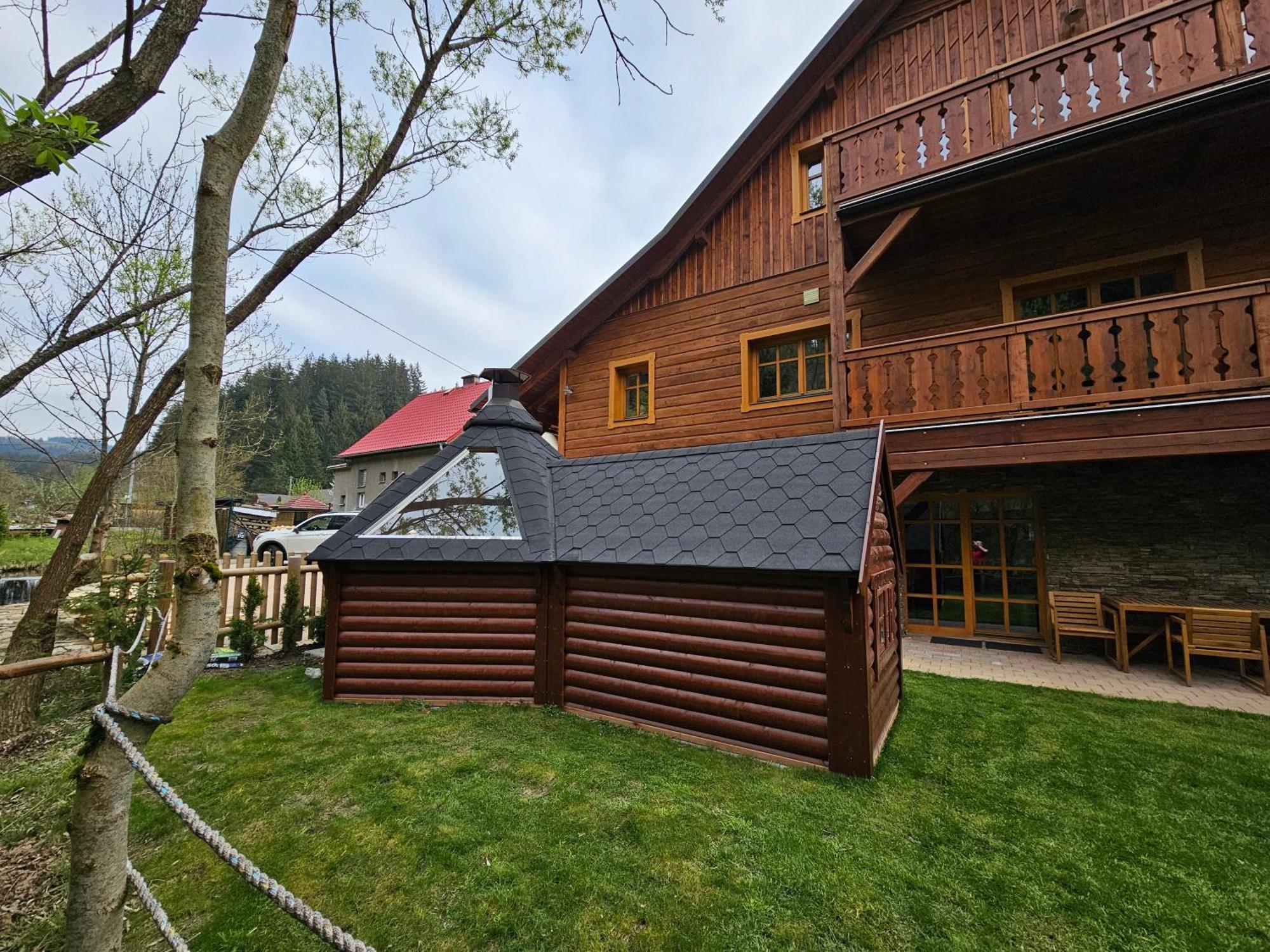 Apartmany Jezerne Velké Karlovice 外观 照片
